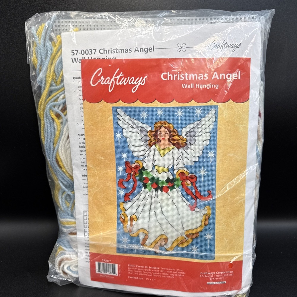 Christmas Needlepoint Kit Christmas Angel‎ Wall Hanging 11 X 17" Plastic Canvas